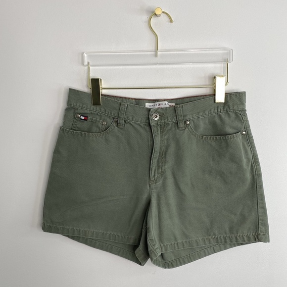 Tommy Hilfiger Women’s Size 6 Green Casual Y2K Shorts Vintage - Picture 1 of 8